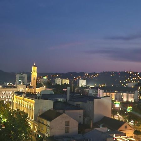 Apartman Pozoriste Penthaus バニャ・ルカ エクステリア 写真